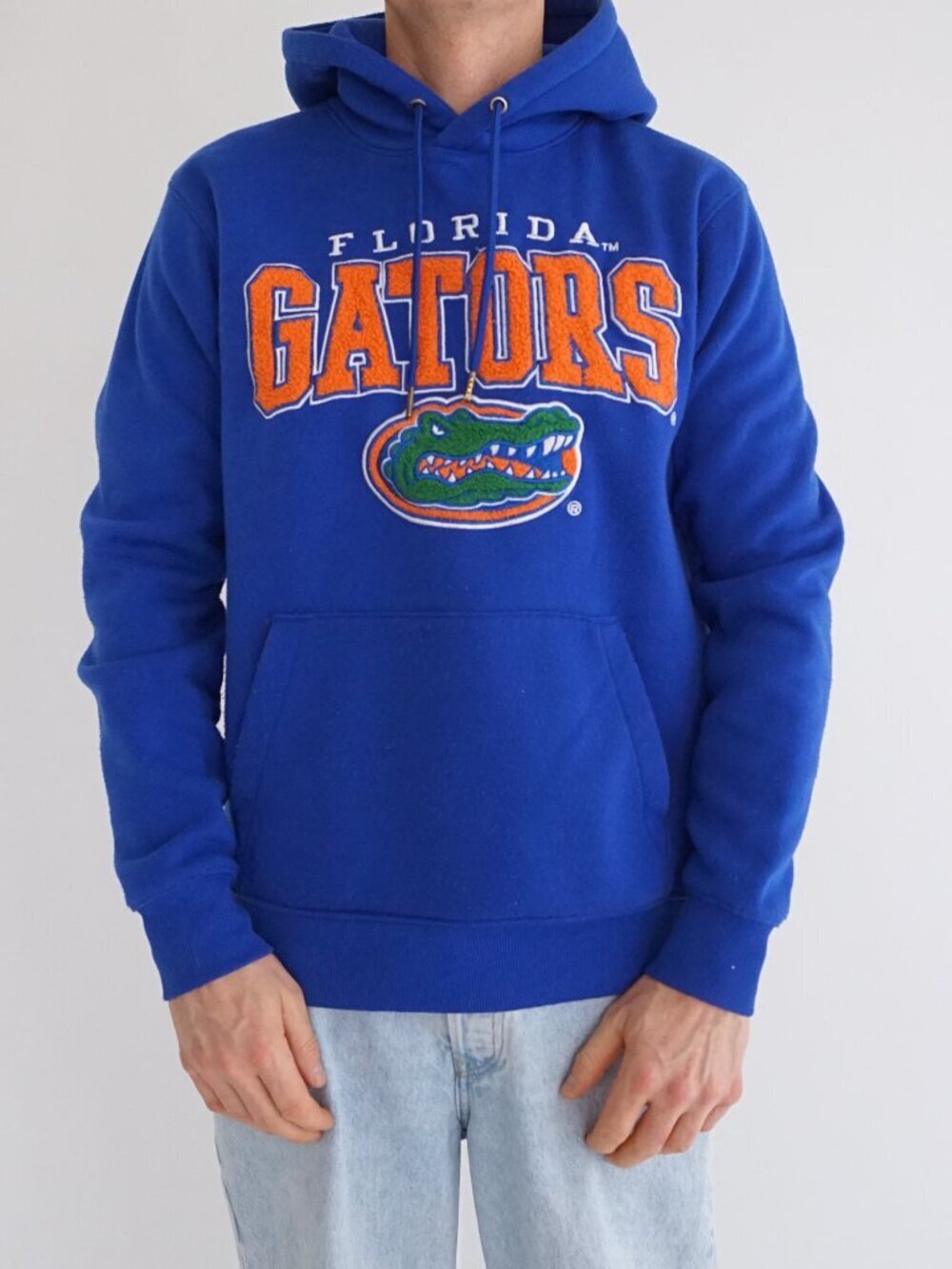 Florida Gators Blue Graphic Hooded Sweatshirt NCAA Mascot Spellout Hoodie M